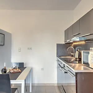 Apartamento Downtown Rose Garden Whit Garage Opcional, Budapest