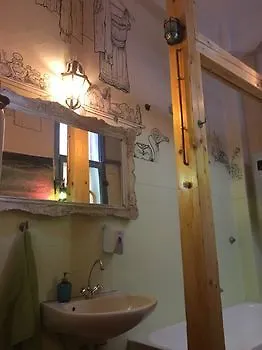 Lavender Circus Hostel, Doubles & Ensuites Budapest