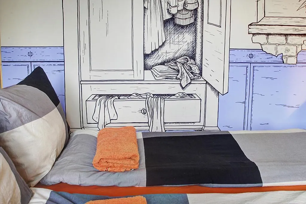 Lavender Circus Hostel, Doubles & Ensuites Budapest