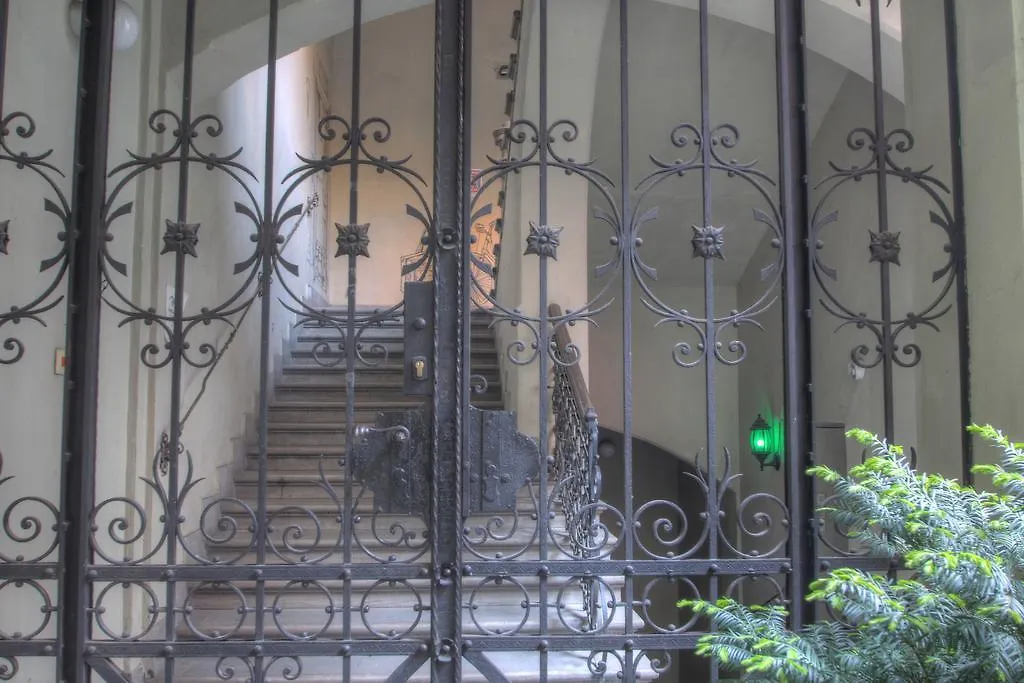 Lavender Circus Hostel, Doubles&Ensuites Budapest Auberge de jeunesse